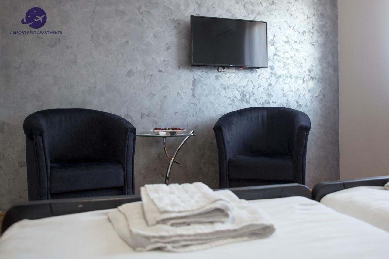 Airport Rest Apartments Белград Екстериор снимка